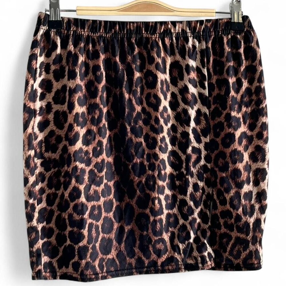 NWT Nasty Gal | Leopard Print Mini Skirt | Size US 10